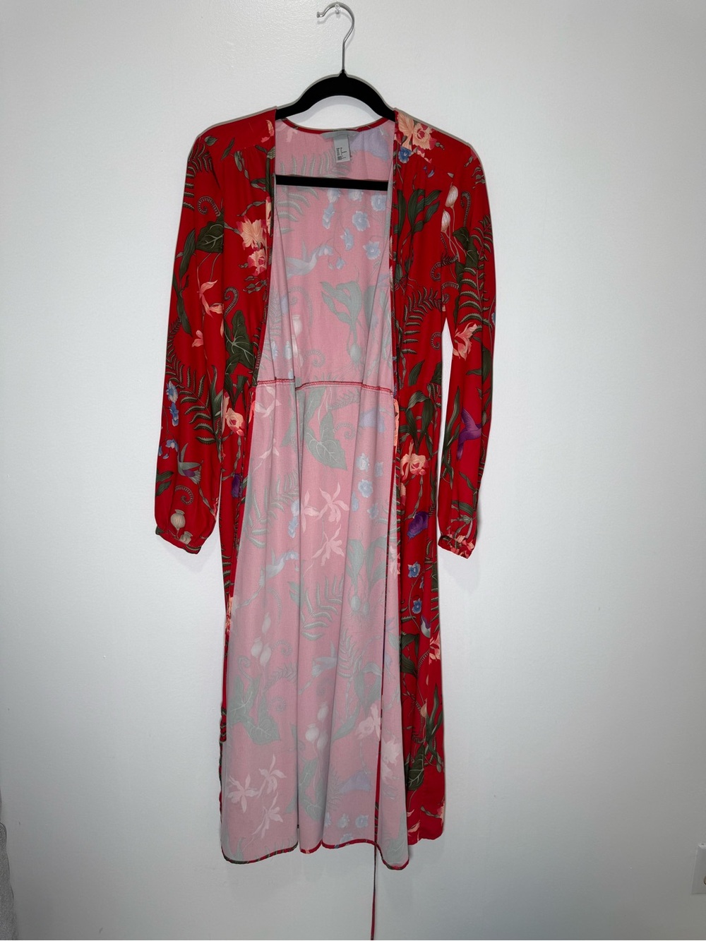 H&M Tropical Red Floral Midi True Wrap Dress Long Sleeves Women’s Size 6 - Picture 3 of 16